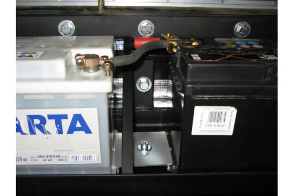 Два аккумулятора в автомобиле: зачем, как подключить и какие выбрать