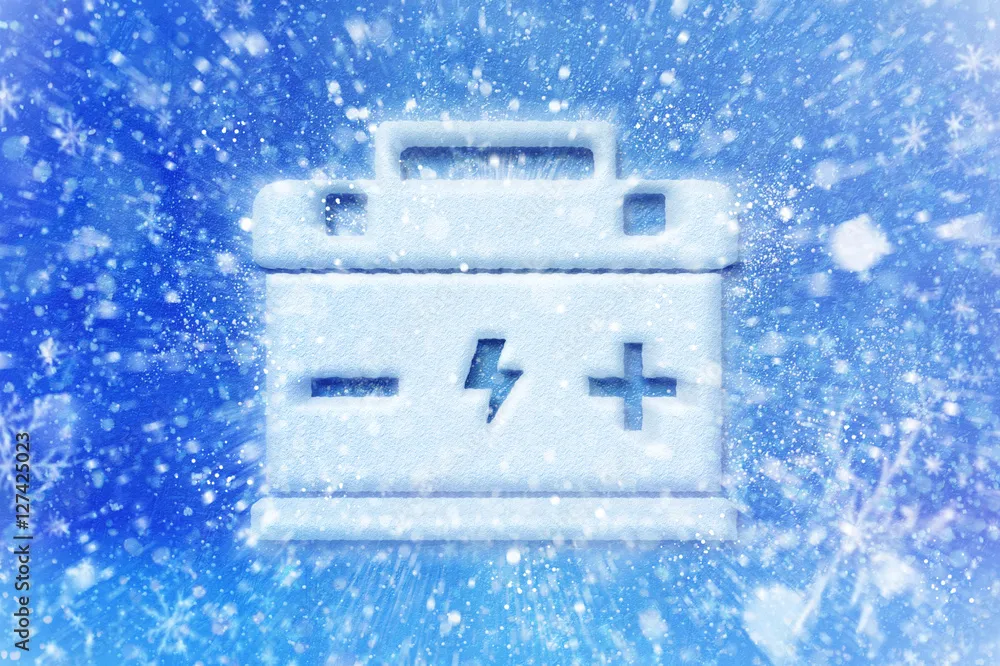 Почему в мороз аккумулятор садится и не заводит автомобиль: научные причины и практические советы